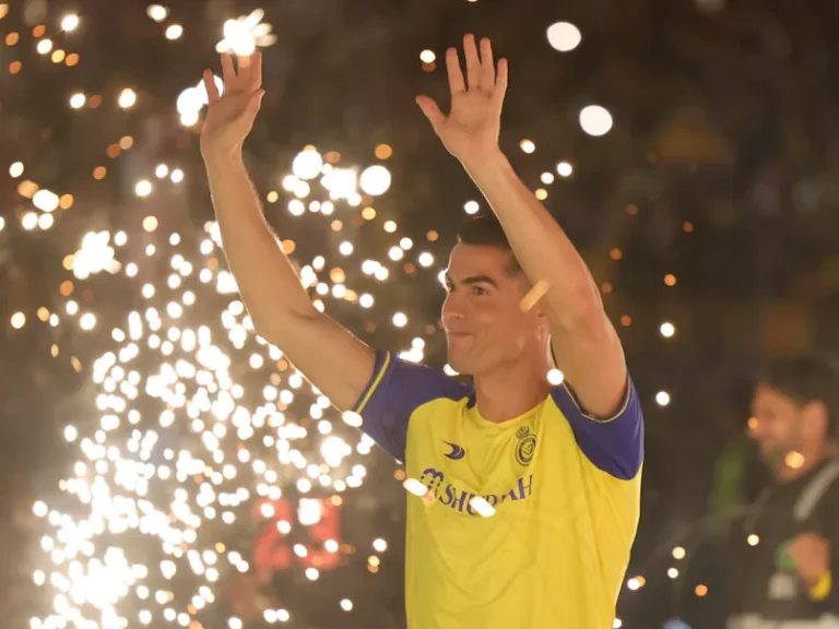 Saudi Arabia Welcomes Ronaldo at Al-Nassr Unveiling
